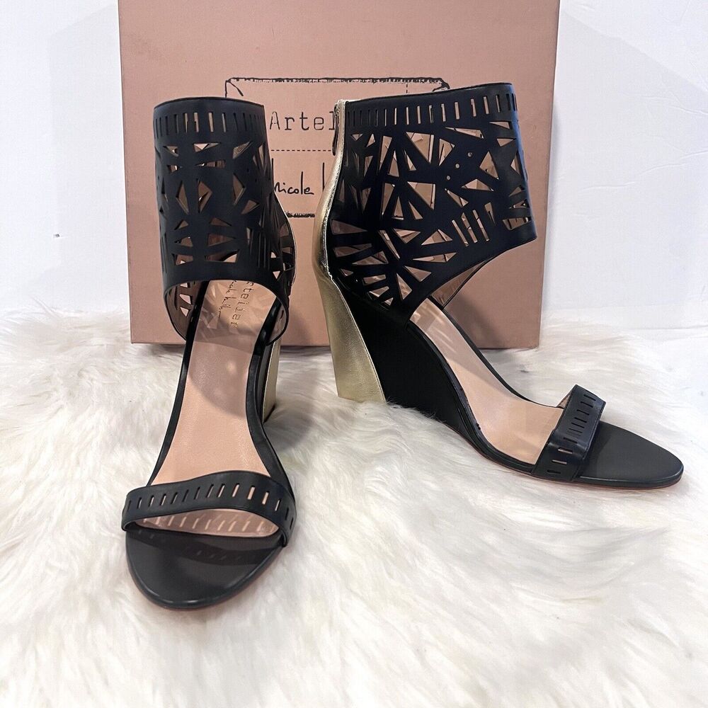 Nicole Miller Artelier Turks Black Gold Geometric Cutout Wedge Sandals Size 11 M